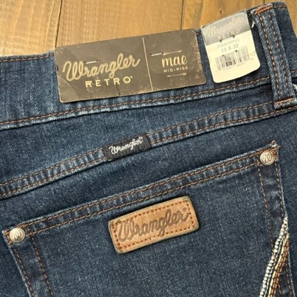 Wrangler Retro Mae Trouser Jeans Mid Rise in Quinn Wide Leg 09MWWNQ - Picture 6 of 9